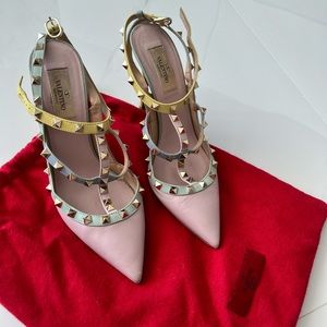 Authentic Valentino Rockstud leather pumps